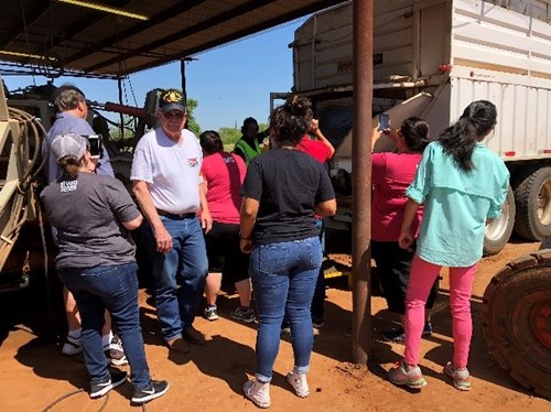 San Antonio Food bank volunteers tour- Pearsall, TX